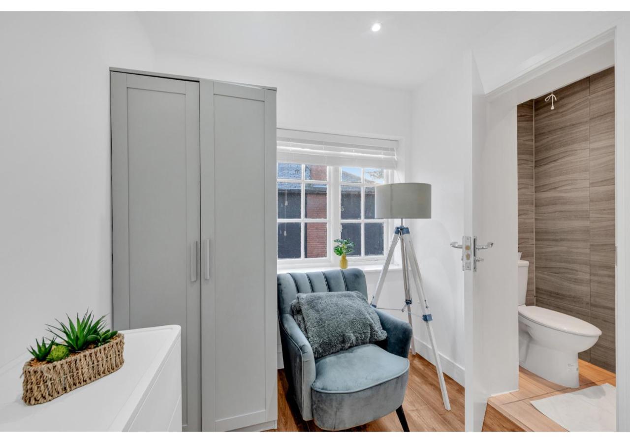 Classic 2Bd Flat In Chelmsford Exterior photo